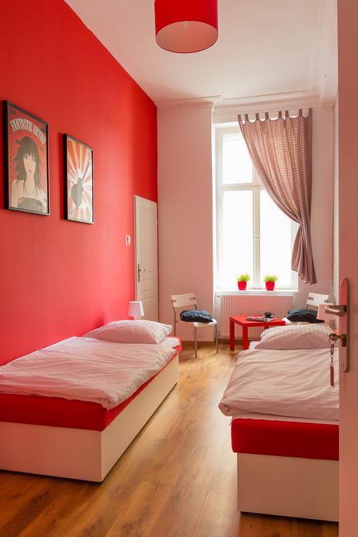 Retro Hostel Πόζναν Δωμάτιο φωτογραφία