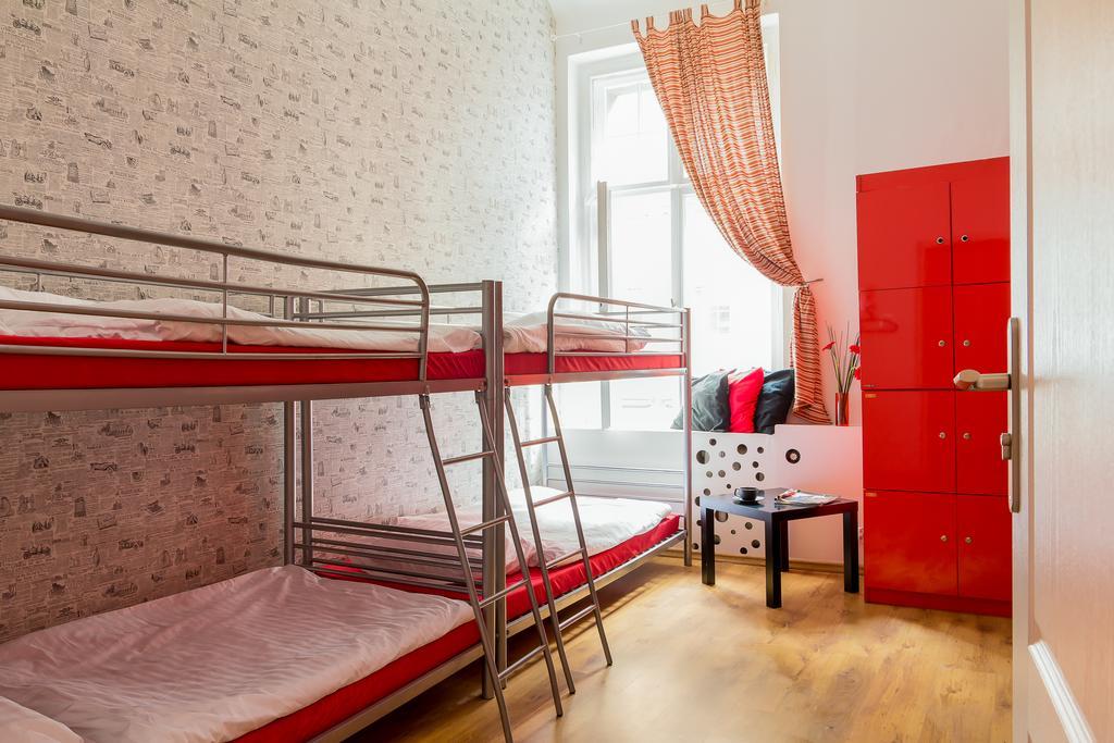 Retro Hostel Πόζναν Δωμάτιο φωτογραφία