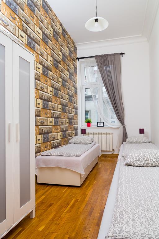 Retro Hostel Πόζναν Δωμάτιο φωτογραφία